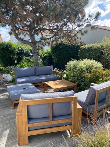 Maison Centre Ville Avec Jardin , Terrasse, Et Garage Velos La Rochelle  Extérieur photo